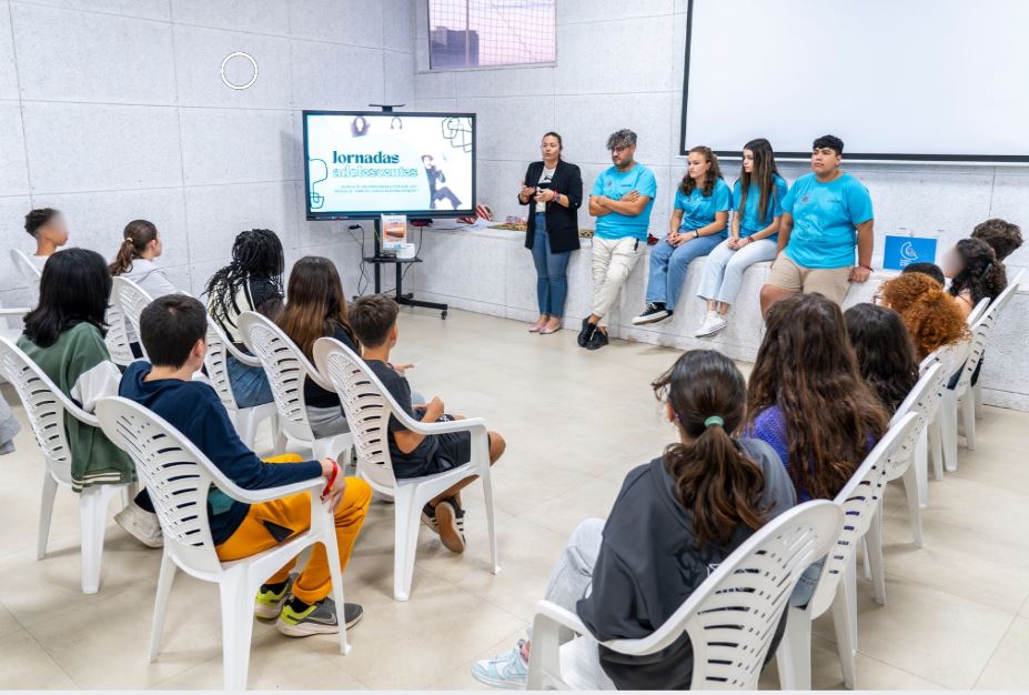 El foro juvenil del CAI (Ciudad Amiga de la Infancia) congrega a más de 30 adolescentes de entre 1º a 4º de la ESO del municipio de Puerto del Rosario