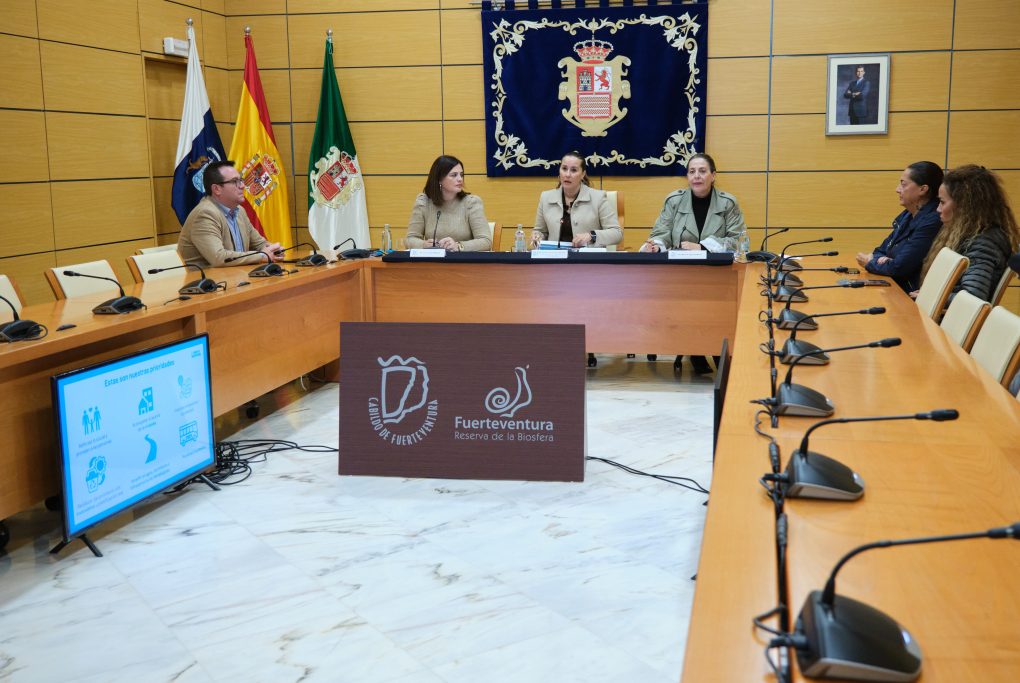 El Cabildo de Fuerteventura presenta un presupuesto de más de 183 ...